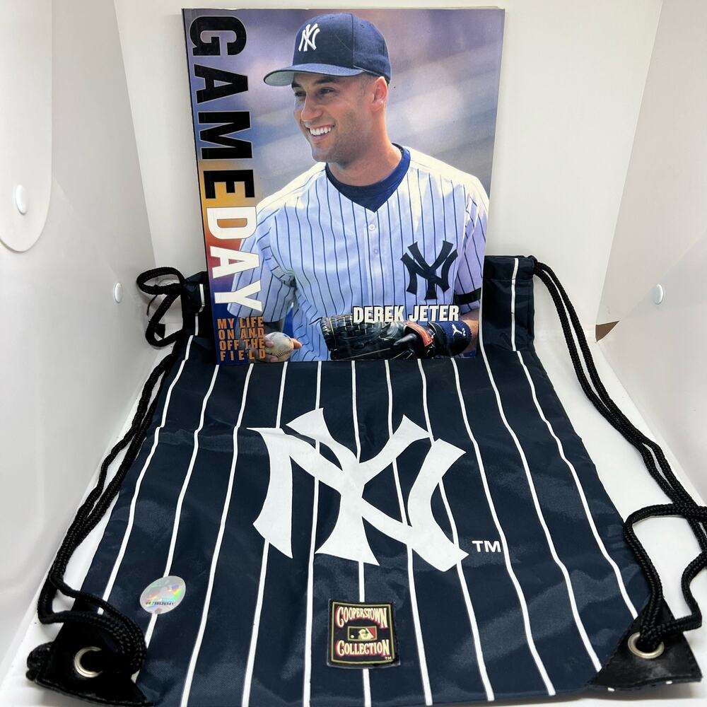 New York Yankee bundle Derek Jeter book and backpack